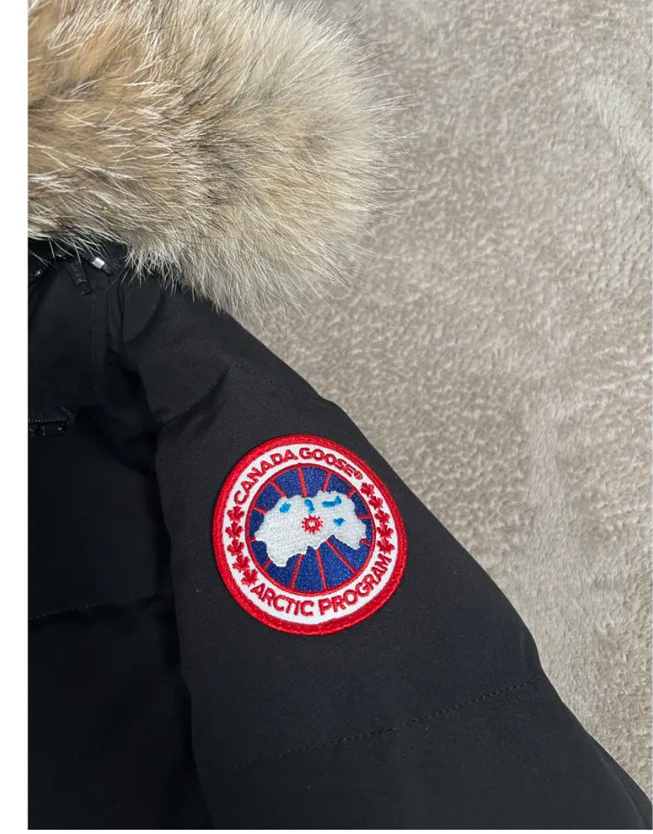 Canada Goose Wyndham Parka - Black